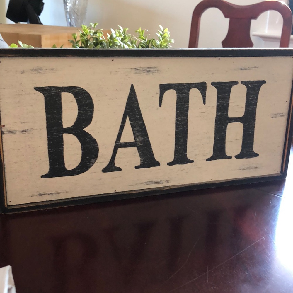 “Bath” sign